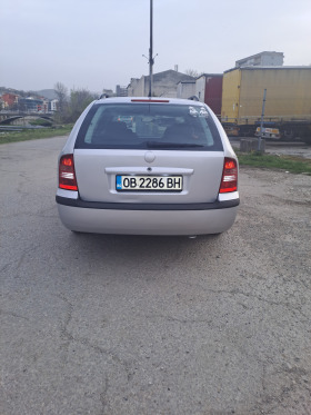 Skoda Octavia, снимка 6 - Автомобили и джипове - 45127858