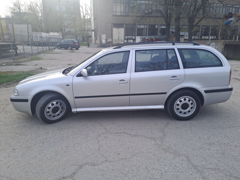 Skoda Octavia, снимка 3 - Автомобили и джипове - 45715927