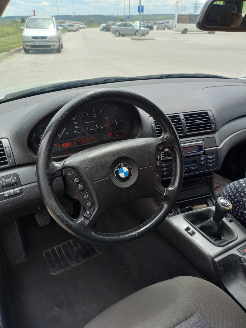 BMW 320, снимка 4 - Автомобили и джипове - 45948002