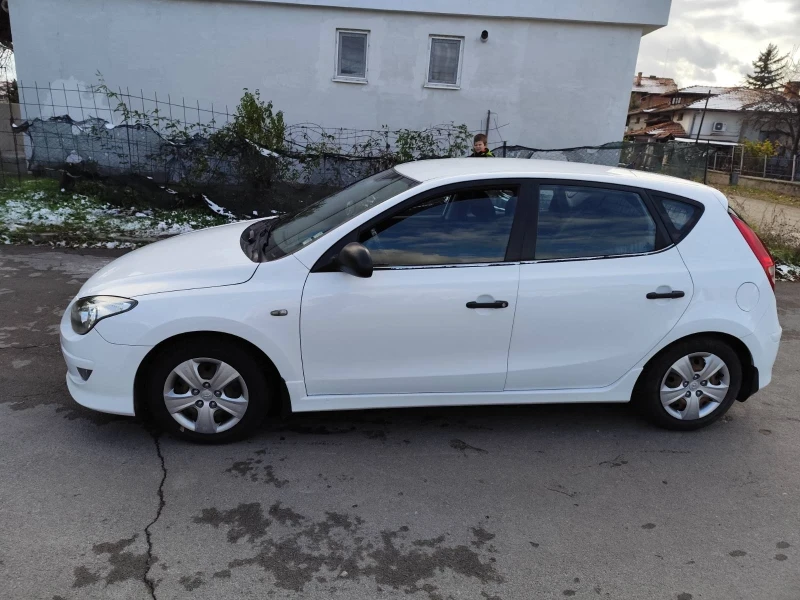 Hyundai I30 1.4/110, снимка 4 - Автомобили и джипове - 48071023