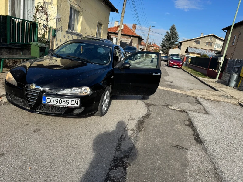 Alfa Romeo 147, снимка 1 - Автомобили и джипове - 49427717