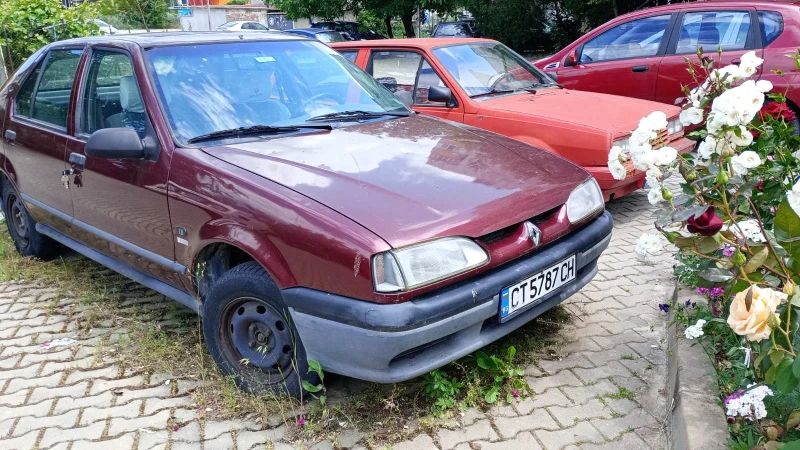 Renault 19