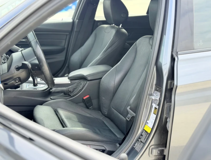 BMW 335 I Xdrive 94 000км, снимка 10 - Автомобили и джипове - 51701256