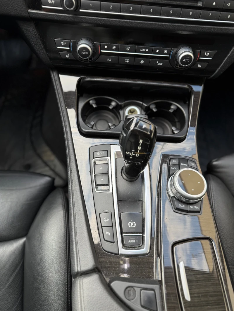 BMW 530 Pano/Distronic/Headup/Vacuum , снимка 5 - Автомобили и джипове - 52662233