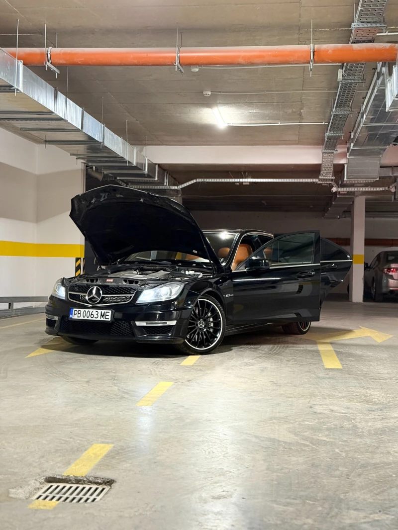Mercedes-Benz C 63 AMG Facelift , снимка 2 - Автомобили и джипове - 52517968