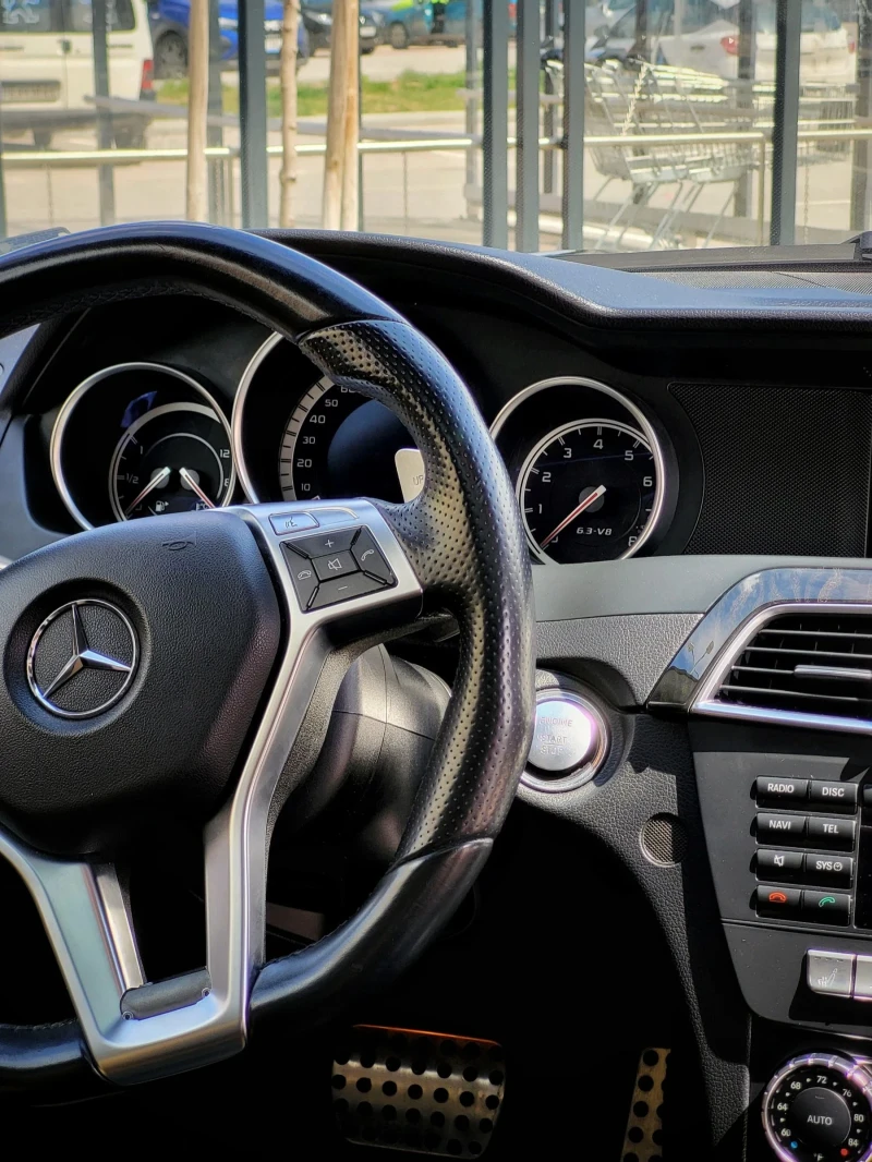 Mercedes-Benz C 63 AMG Facelift , снимка 9 - Автомобили и джипове - 52517968