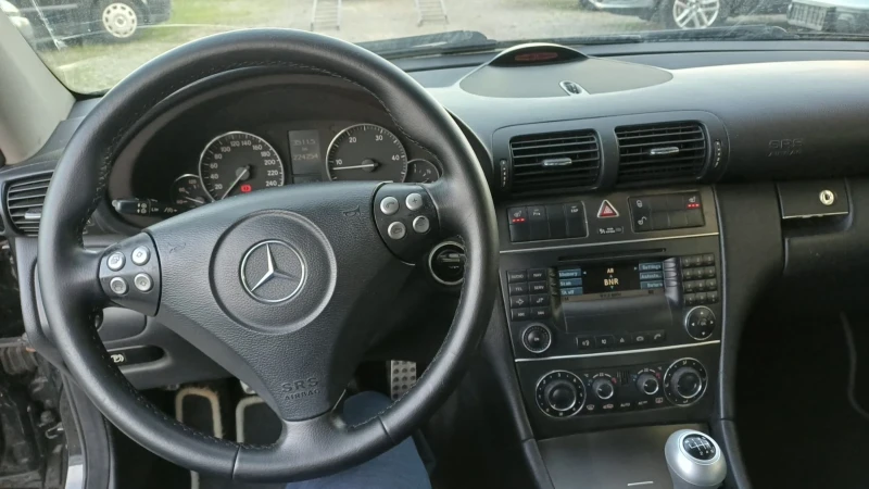 Mercedes-Benz C 220 Harman/kardon, 150 ps, снимка 10 - Автомобили и джипове - 52265053