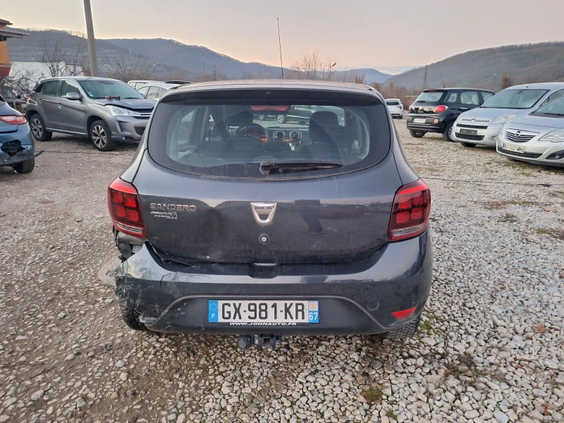 Dacia Sandero 0.9 TCE EURO 6, снимка 4 - Автомобили и джипове - 53033114