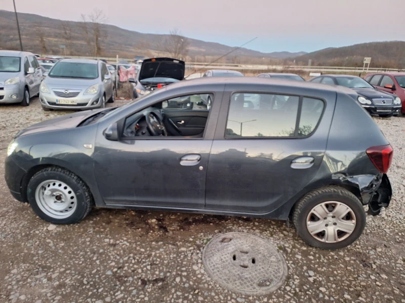 Dacia Sandero 0.9 TCE EURO 6, снимка 2 - Автомобили и джипове - 53033114