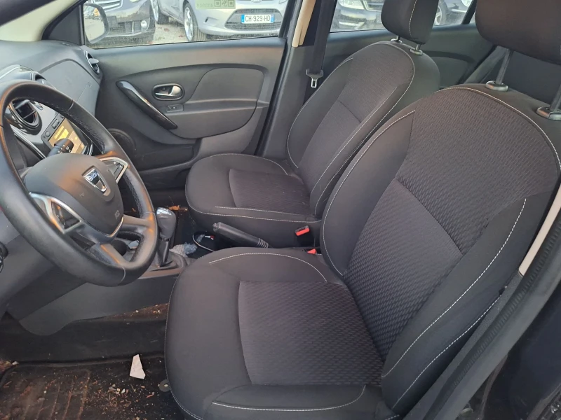 Dacia Sandero 0.9 TCE EURO 6, снимка 12 - Автомобили и джипове - 53033114