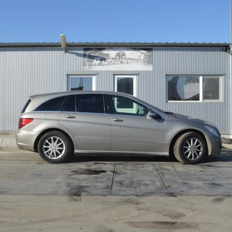 Mercedes-Benz R 320 3.0 CDI, снимка 2 - Автомобили и джипове - 35275834