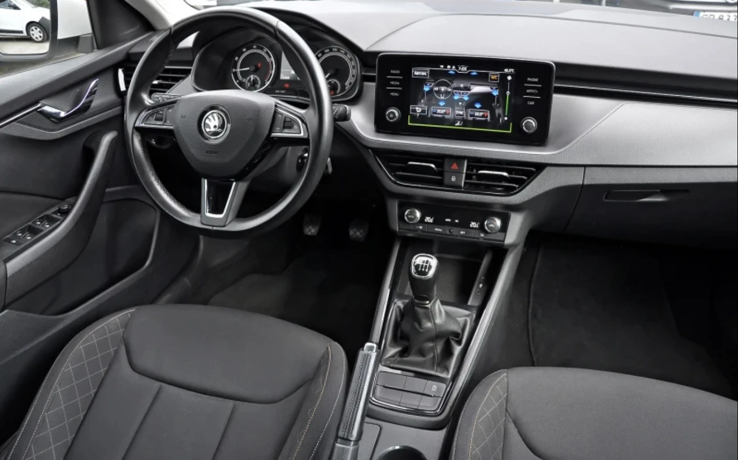 Skoda Scala 1.0G-tec - изображение 7