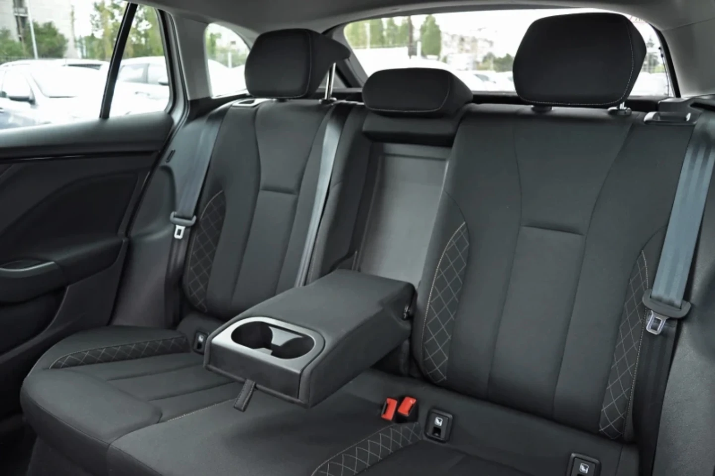 Skoda Scala 1.0G-tec - изображение 9
