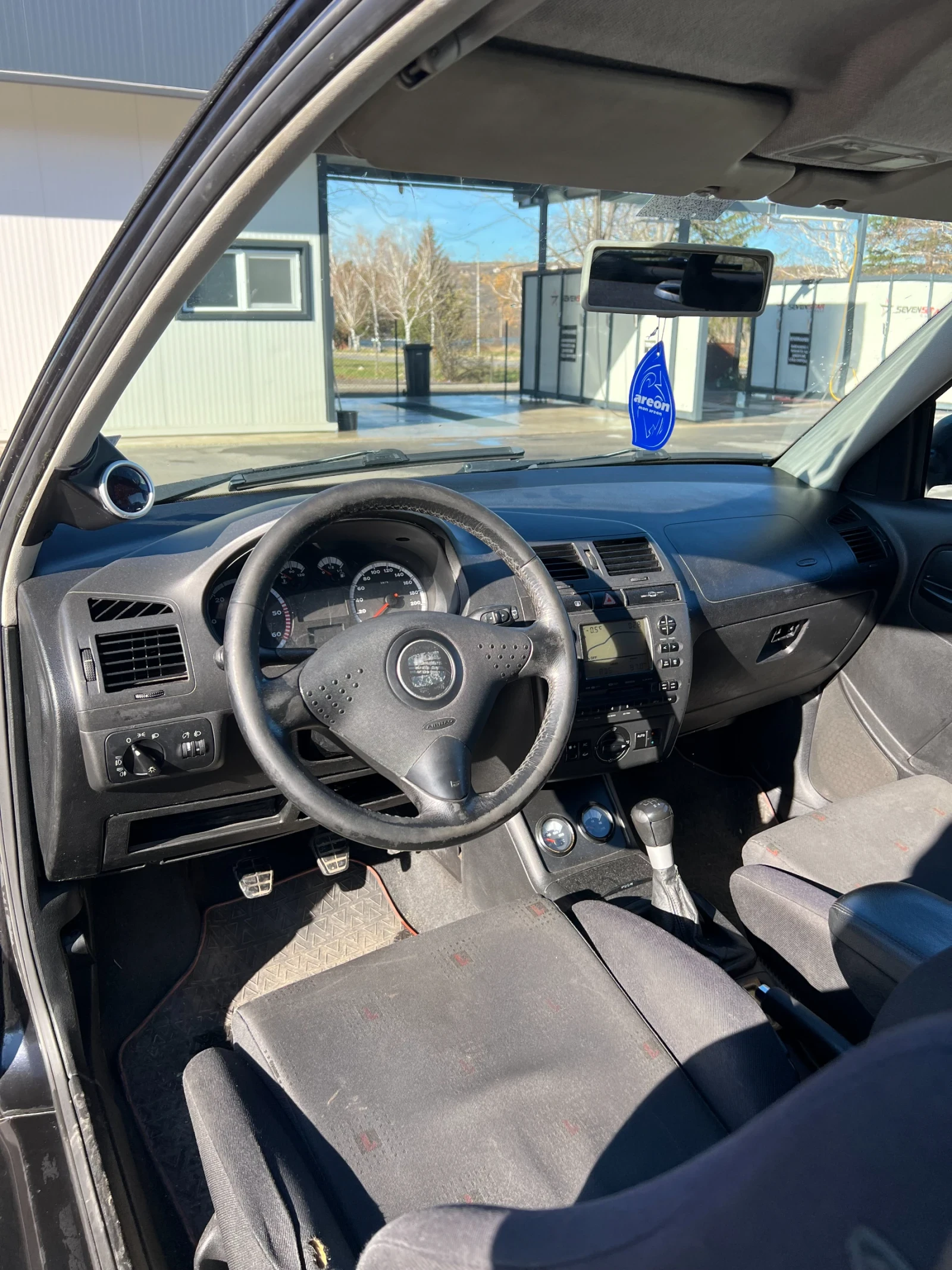 Seat Ibiza  - изображение 7