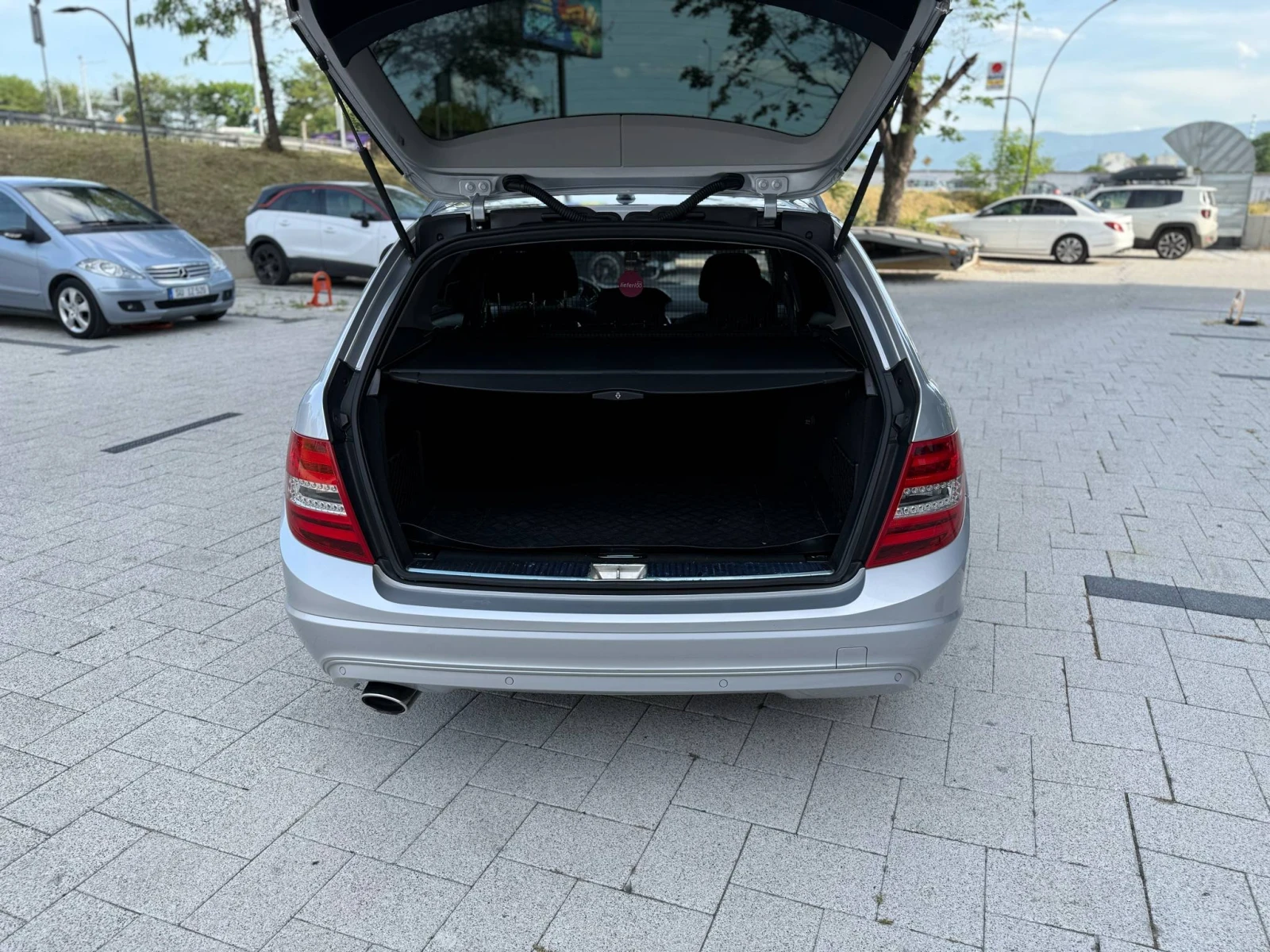 Mercedes-Benz C 250  - изображение 2