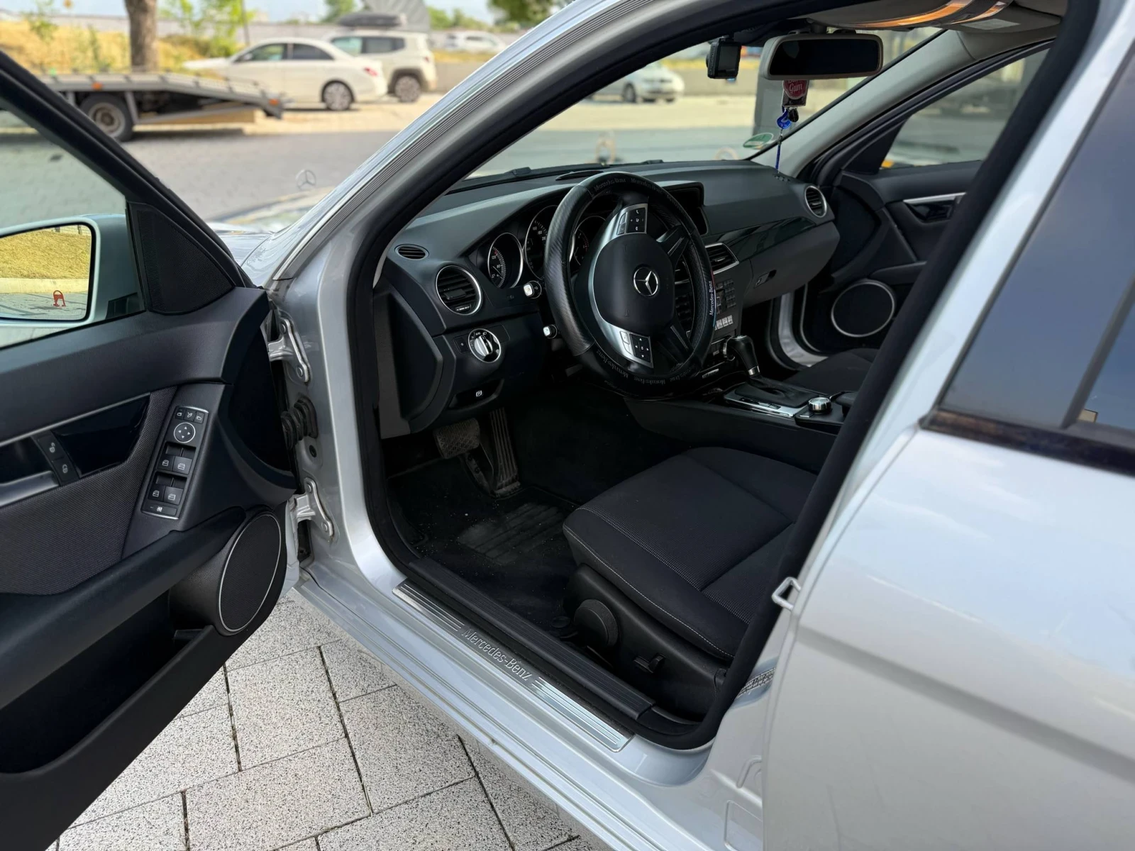 Mercedes-Benz C 250  - изображение 3