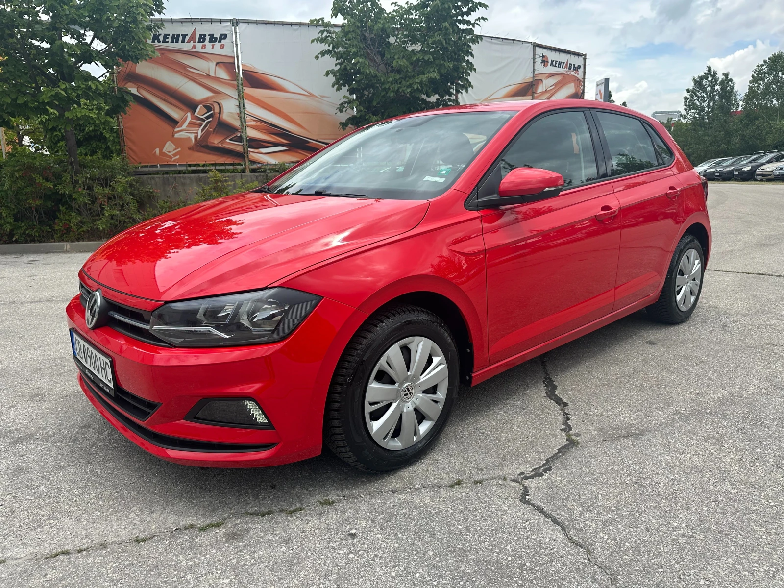 VW Polo 1.0i 80 к.с. от България - изображение 8