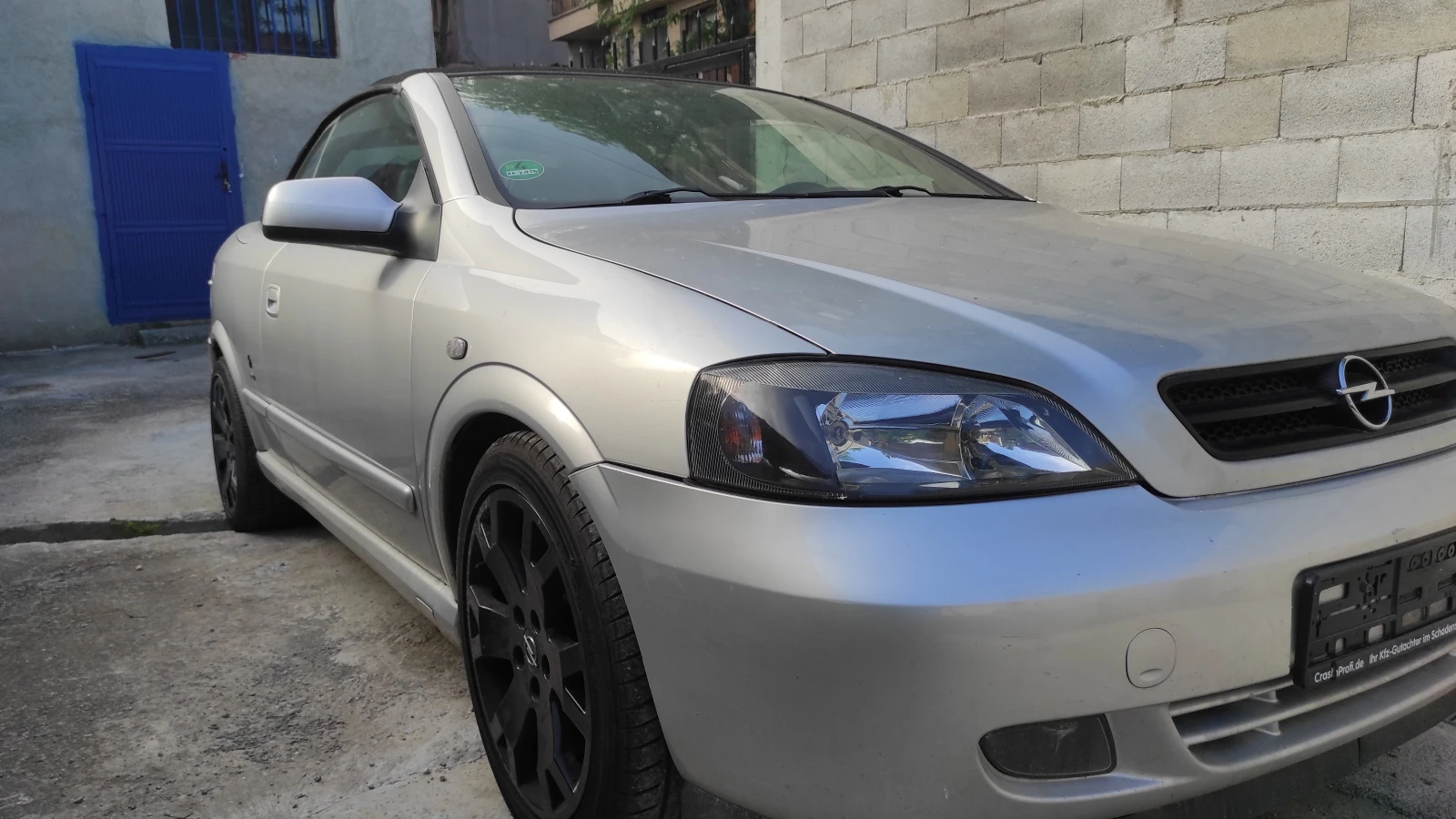 Opel Astra Bertone - изображение 6