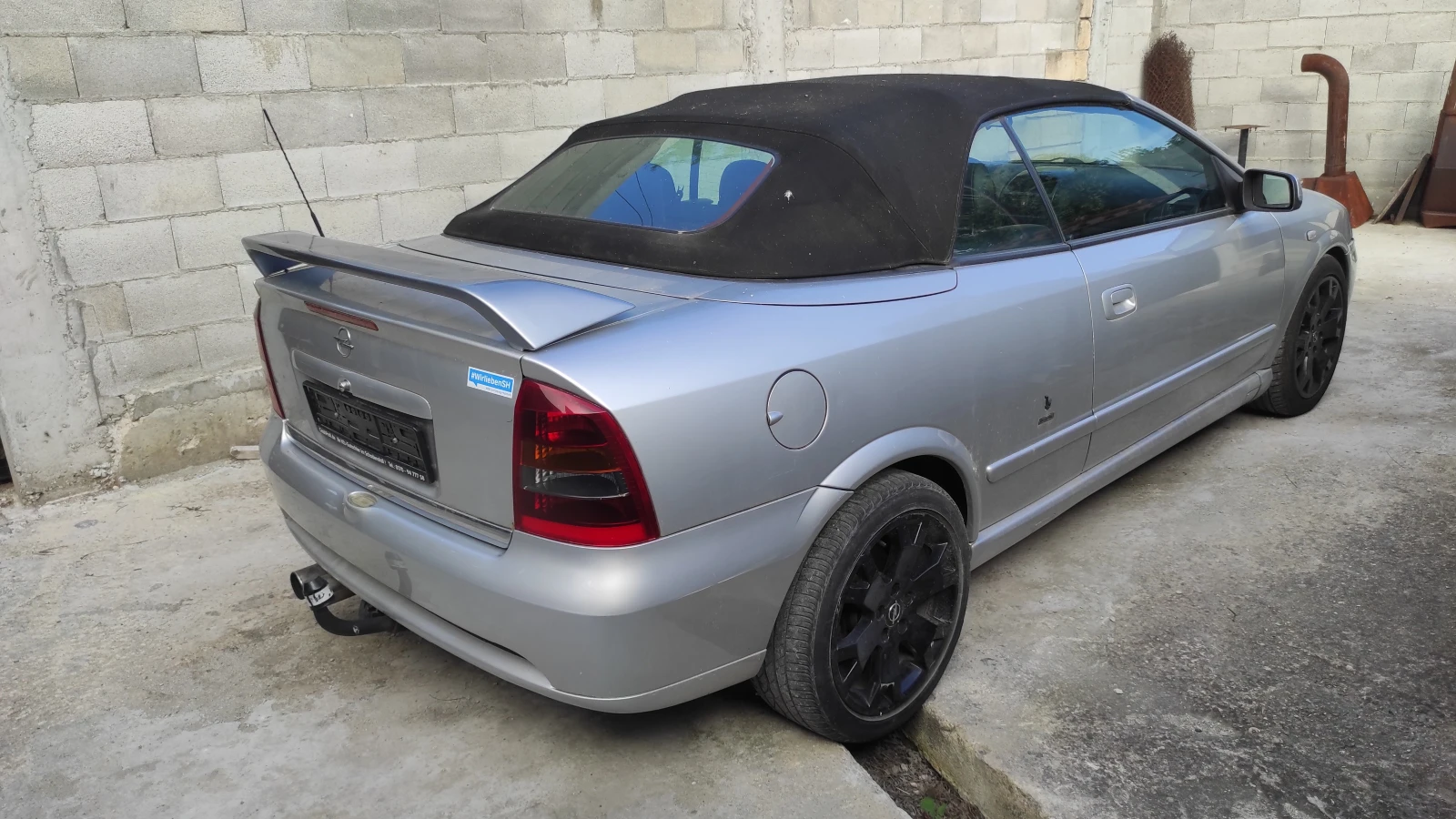 Opel Astra Bertone - изображение 8