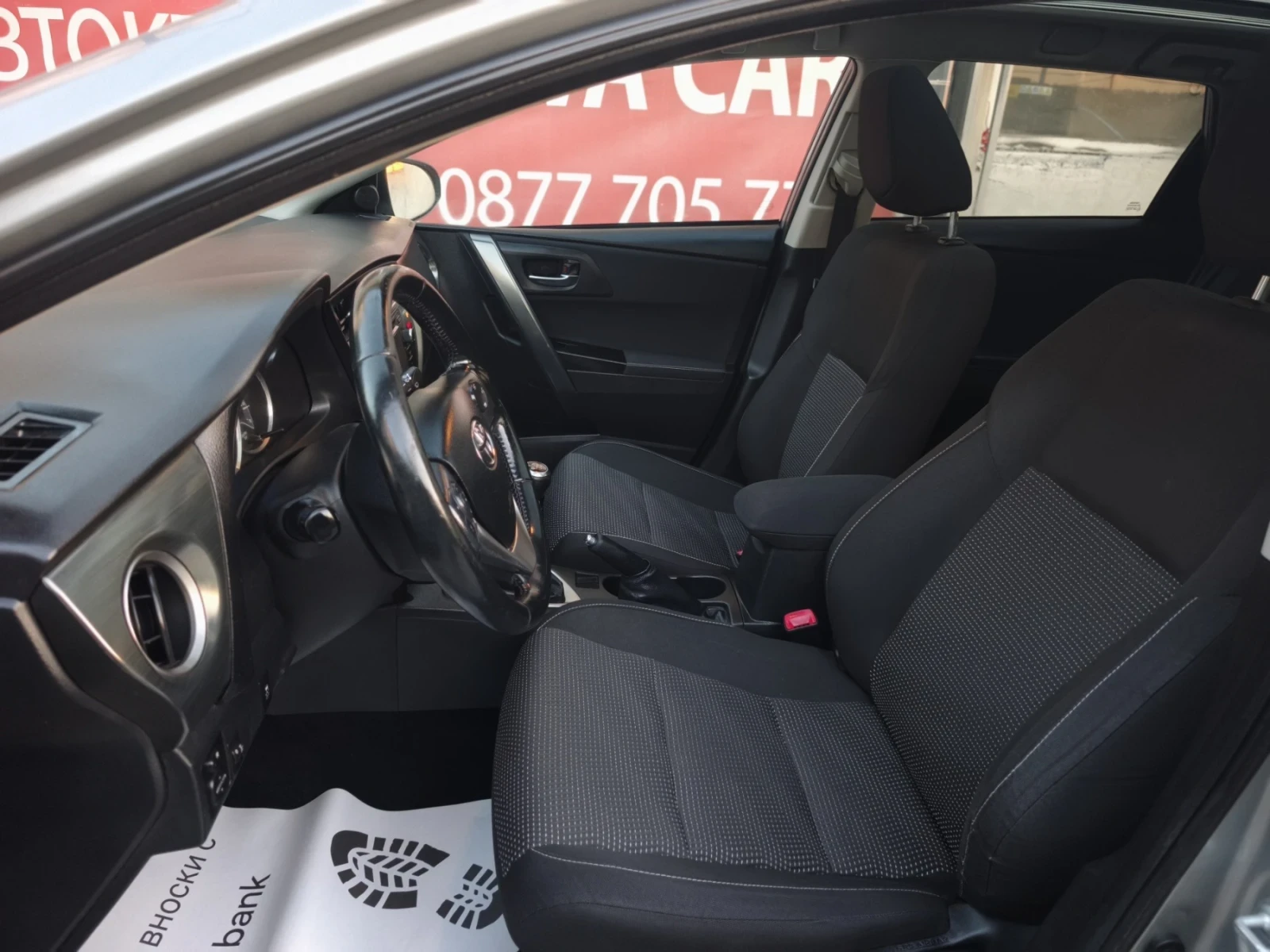 Toyota Auris 1.6i-132к.с Лизинг Би Ксенон Панорама Камера - изображение 7