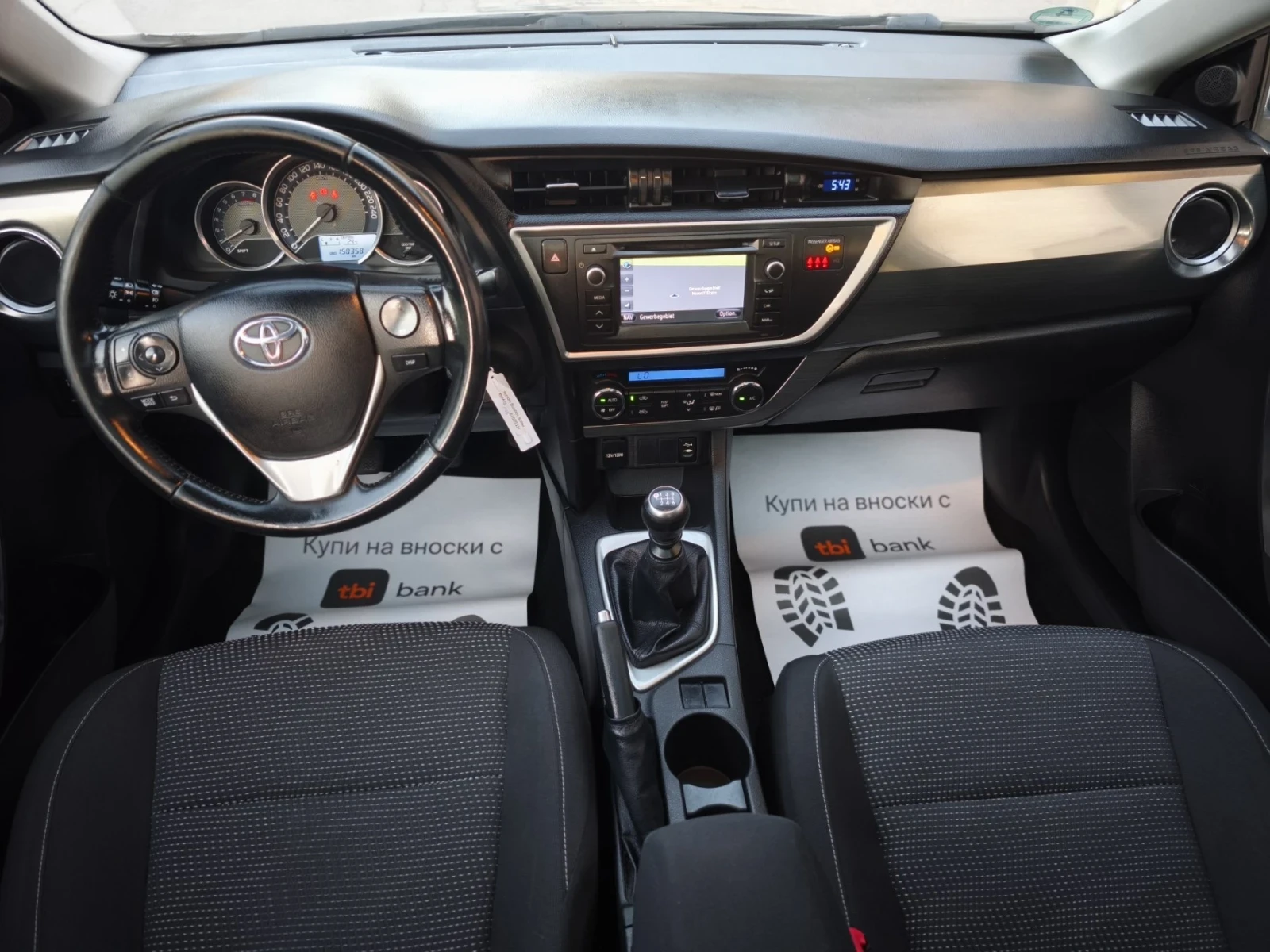Toyota Auris 1.6i-132к.с Лизинг Би Ксенон Панорама Камера - изображение 9