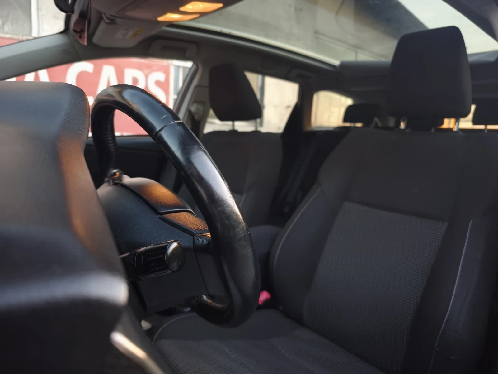 Toyota Auris 1.6i-132к.с Лизинг Би Ксенон Панорама Камера - изображение 8