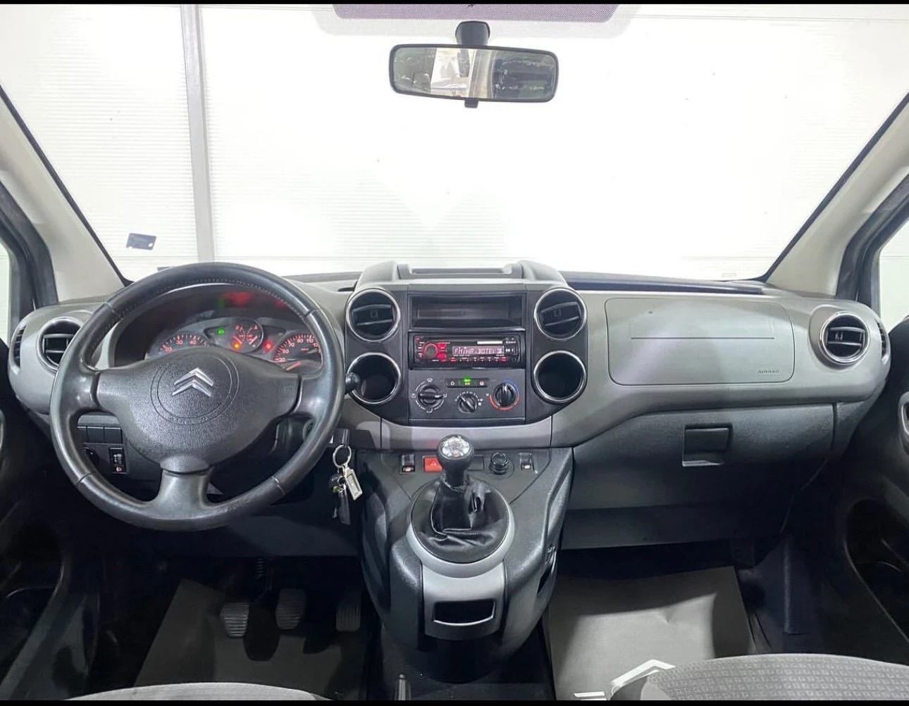 Citroen Berlingo  - изображение 8