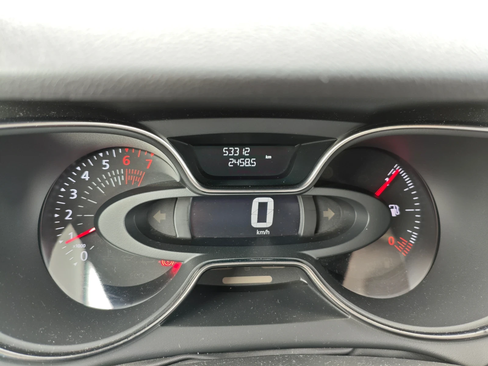 Renault Captur 0.9 TCe - изображение 8