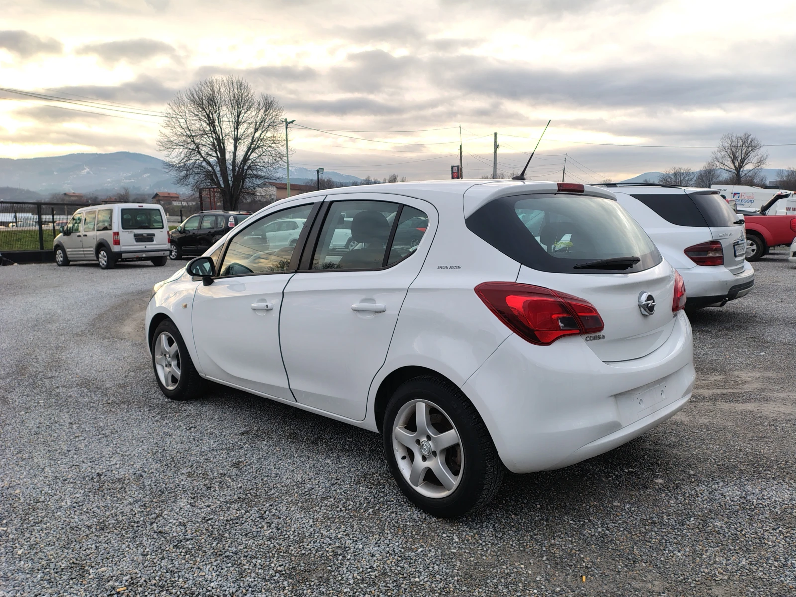 Opel Corsa 1.3 Dizel - изображение 4