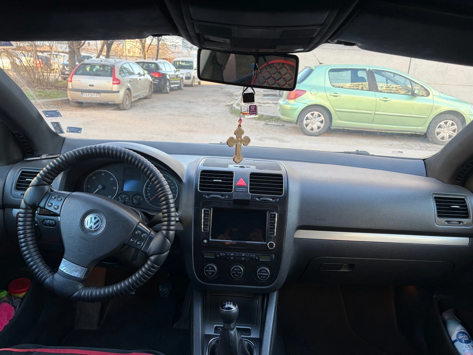 VW Golf, снимка 8 - Автомобили и джипове - 53840423