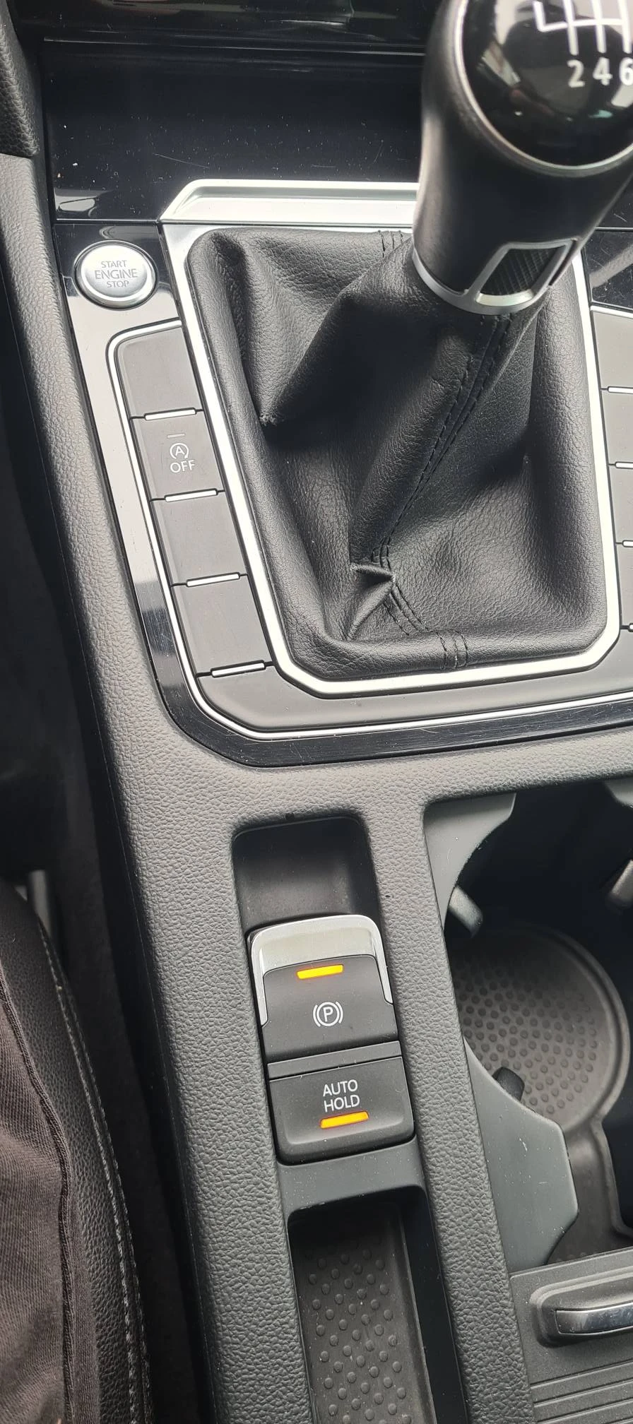 VW Passat B8, снимка 14 - Автомобили и джипове - 53951688