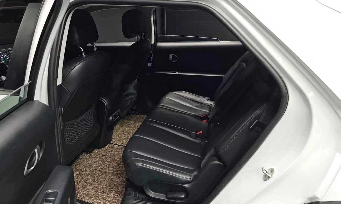 Hyundai Ioniq 5 DIGITAL* ОБДУХВАНЕ* ПОДГРЕВ* КОЖА* КАМЕР* ДИСТРОНИ, снимка 12 - Автомобили и джипове - 54064760