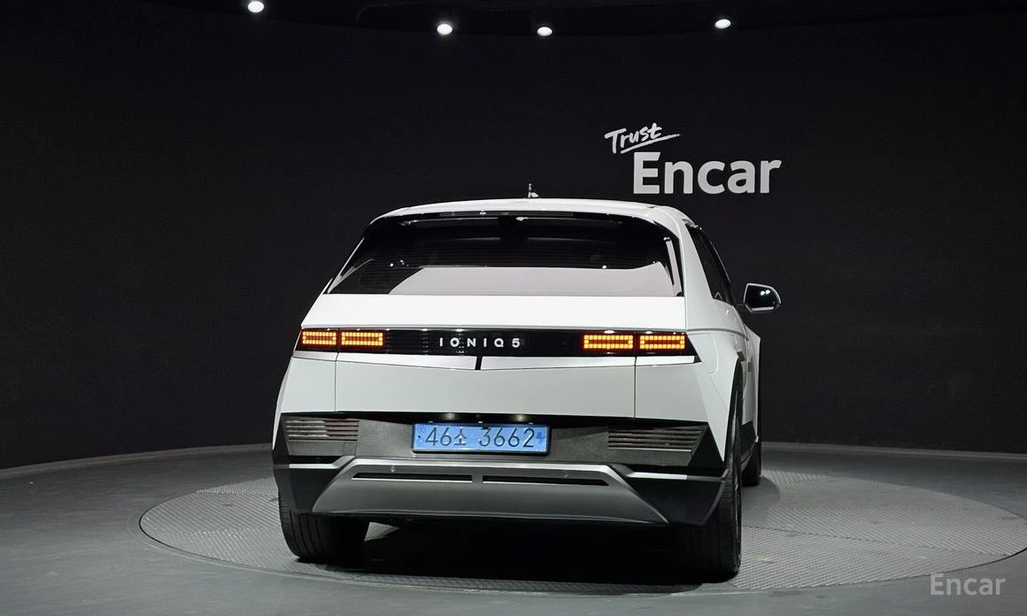 Hyundai Ioniq 5 DIGITAL* ОБДУХВАНЕ* ПОДГРЕВ* КОЖА* КАМЕР* ДИСТРОНИ, снимка 4 - Автомобили и джипове - 54064760