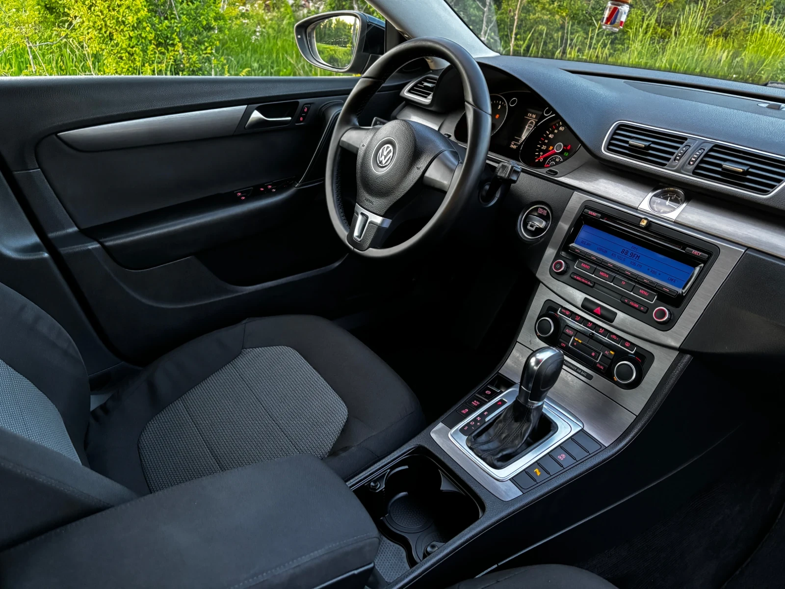 VW Passat 2.0TDI~DSG, снимка 9 - Автомобили и джипове - 54389417