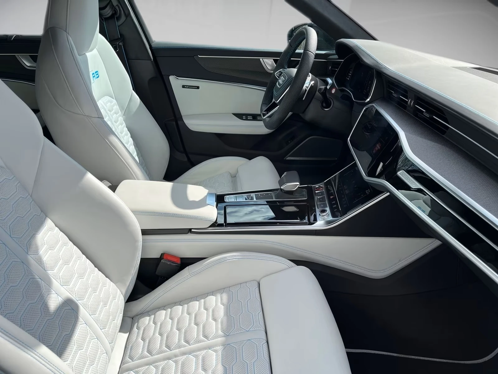 Audi Rs6 Avant Performance 4.0 TFSI V8 Quattro , снимка 9 - Автомобили и джипове - 54423244
