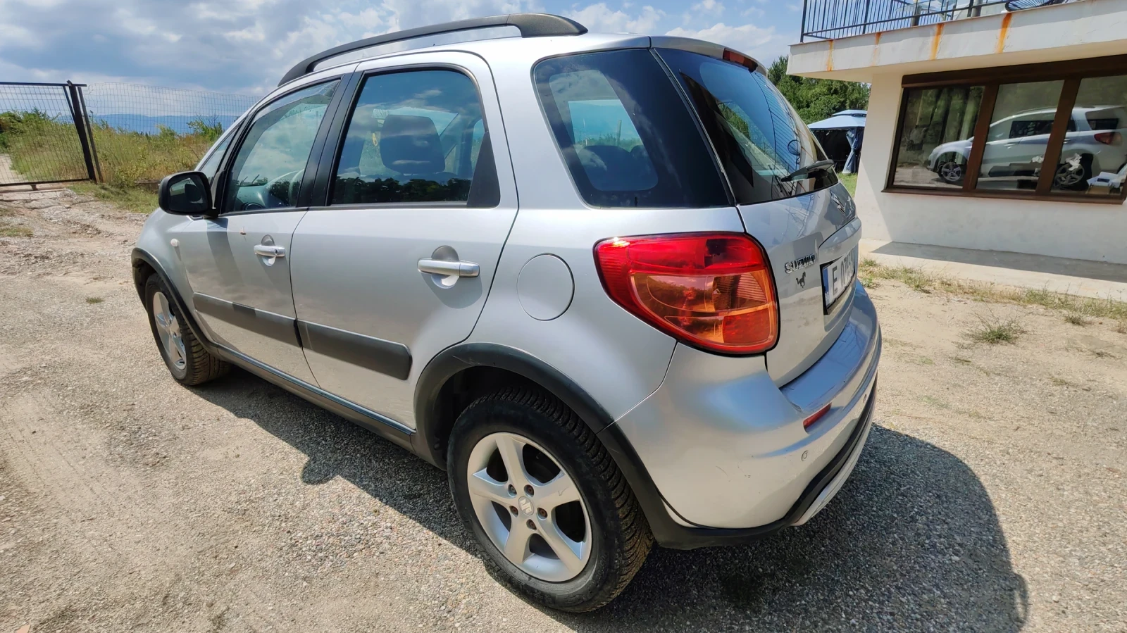 Suzuki SX4, снимка 2 - Автомобили и джипове - 55378986