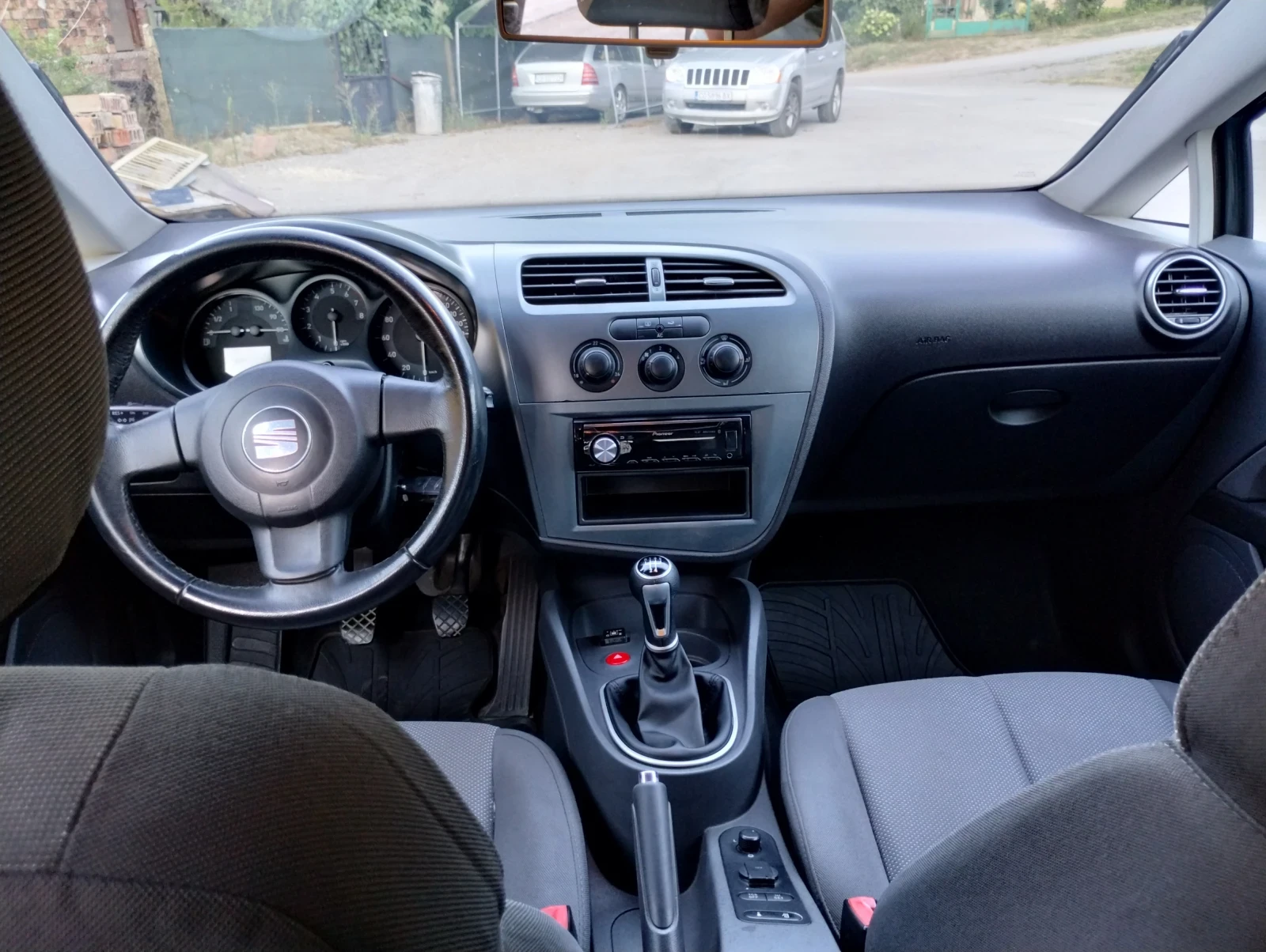 Seat Leon 1.6 газ/бензин, снимка 5 - Автомобили и джипове - 55513077