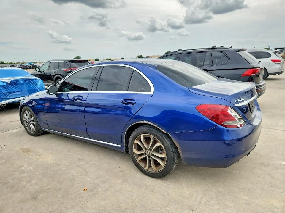 Mercedes-Benz C 300 Koжа / Панорама / Ел. седалки / ПРОГНОЗНА ЦЕНА до , снимка 2 - Автомобили и джипове - 55617638