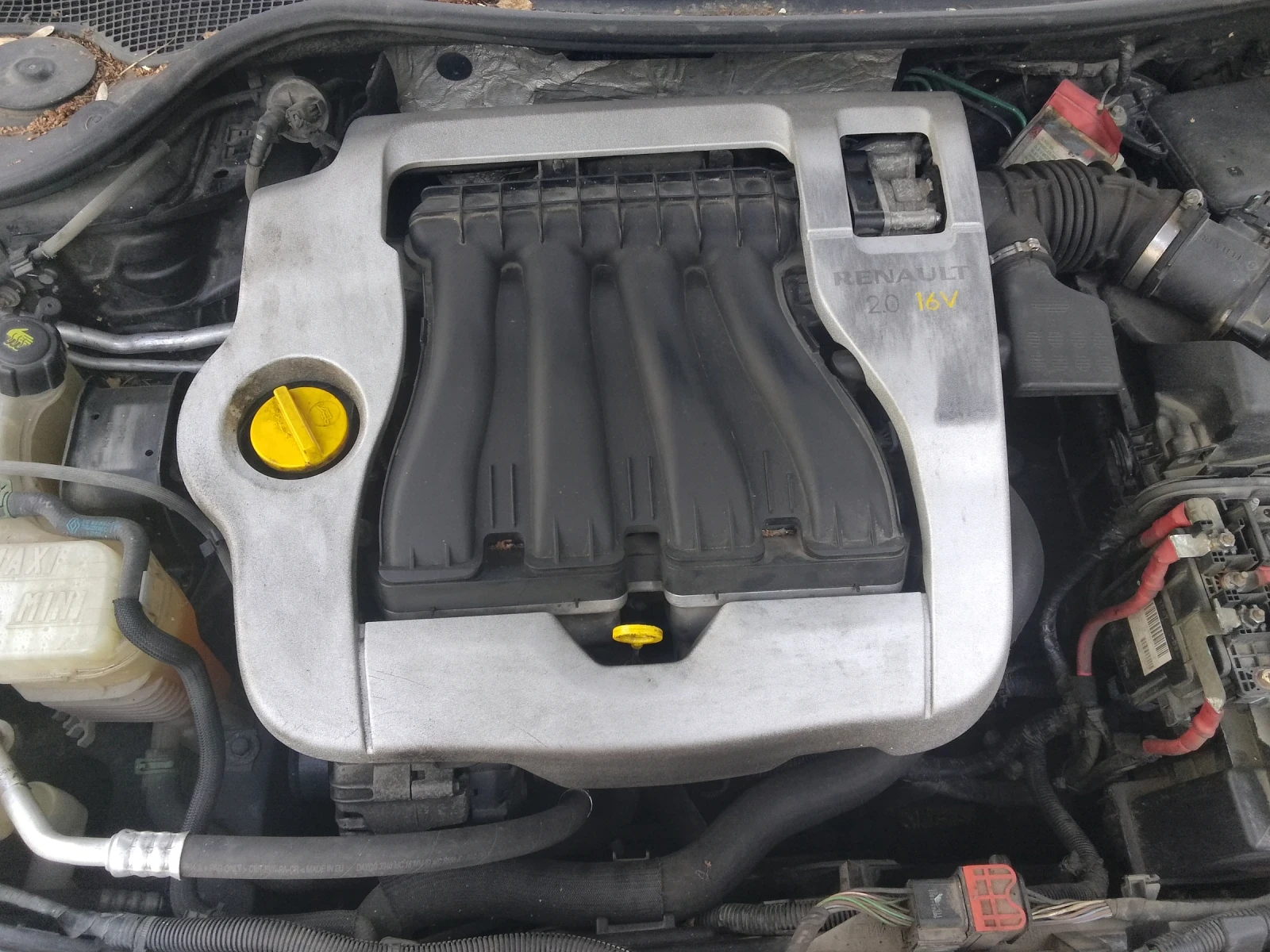 Renault Laguna 3, снимка 12 - Автомобили и джипове - 55741179
