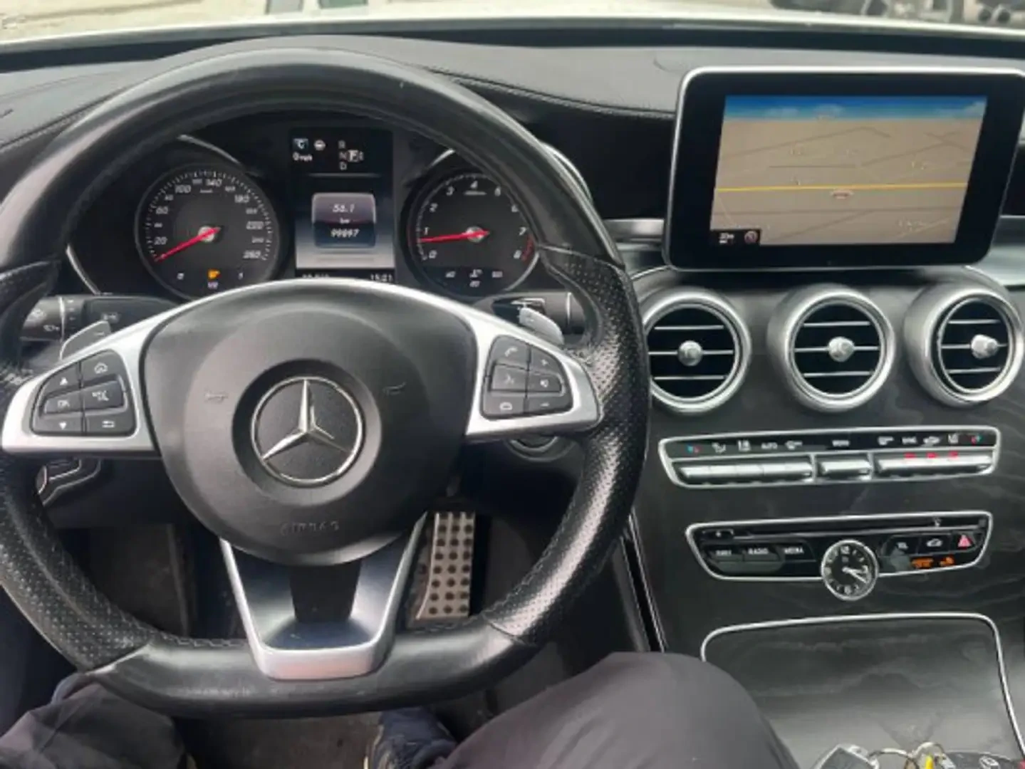 Mercedes-Benz C 400 * AMG* 4MATIC* HUD* pano* distronic* ЛИЗИНГ, снимка 8 - Автомобили и джипове - 55898717