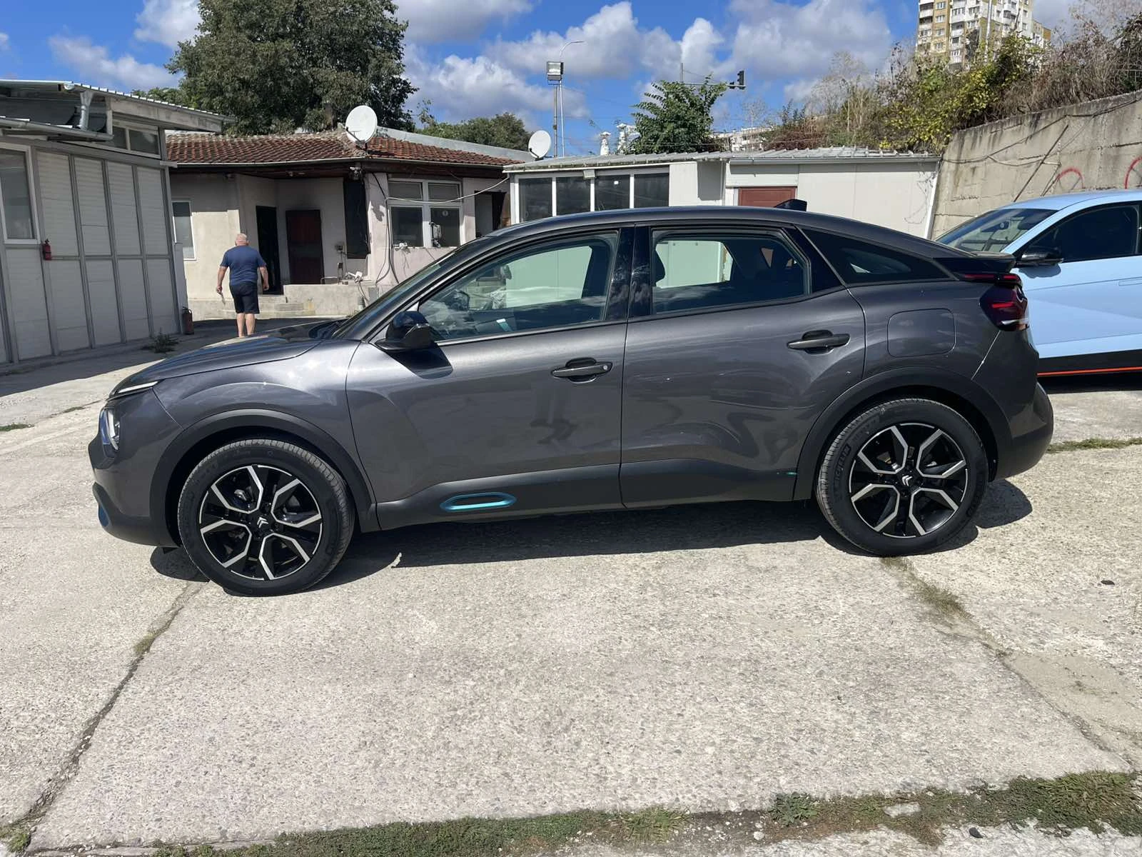 Citroen C4, снимка 2 - Автомобили и джипове - 56127291