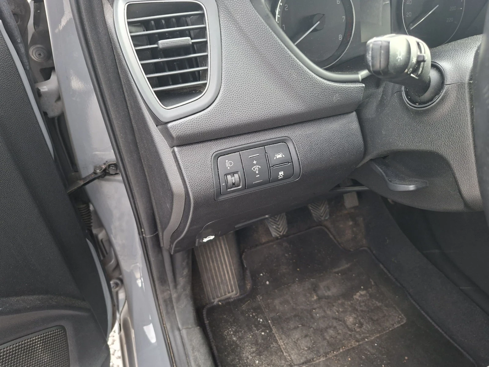 Hyundai I20, снимка 14 - Автомобили и джипове - 56271292