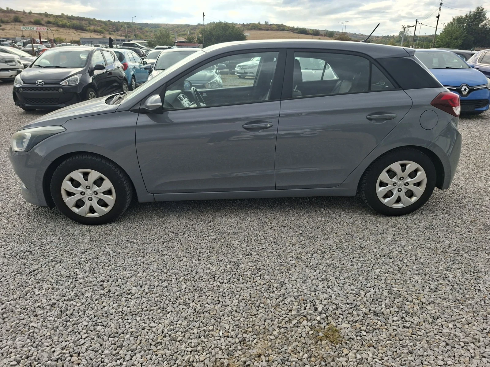 Hyundai I20, снимка 6 - Автомобили и джипове - 56271292