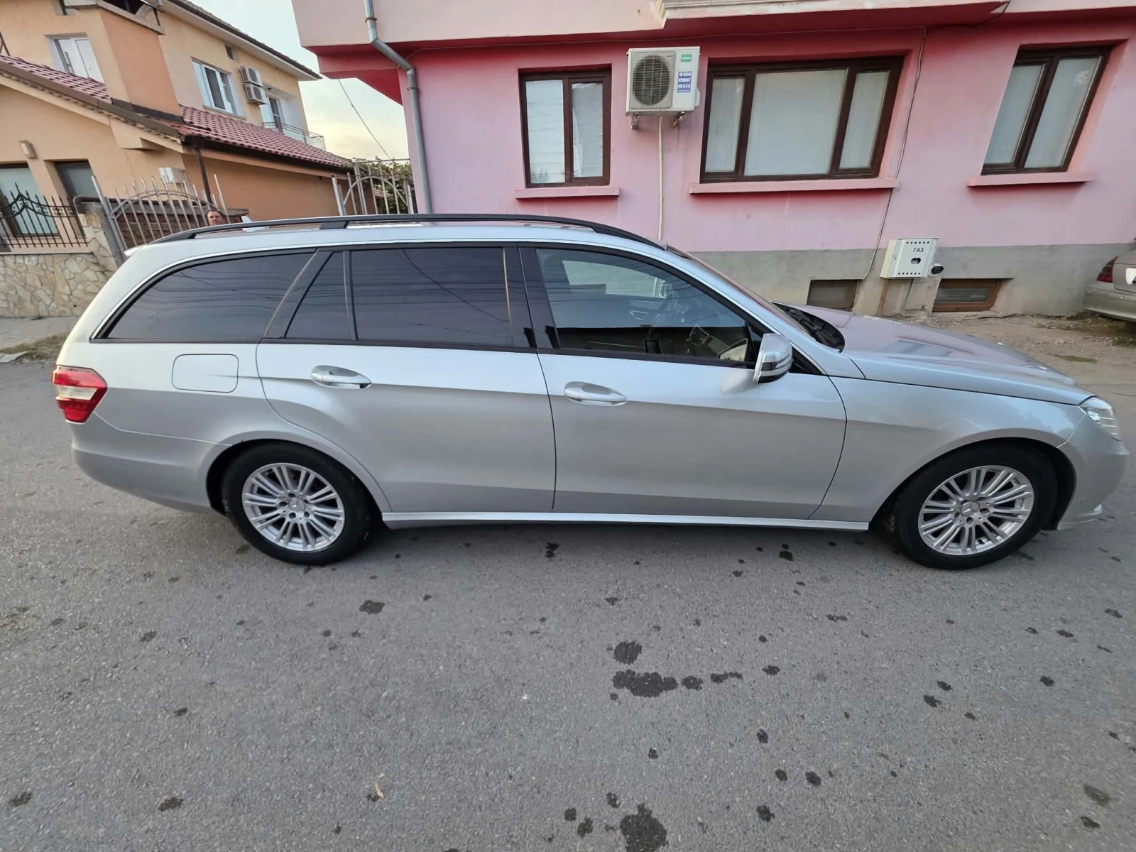 Mercedes-Benz E 300, снимка 6 - Автомобили и джипове - 56363228