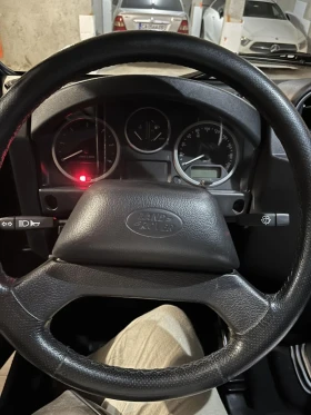 Обява за продажба на Land Rover Defender Puma ! Crew cab 110 !  Рядък екземпляр ! ~40 990 EUR - изображение 8 | Auto.bg Обява за продажба на Land Rover Defender Puma ! Crew cab 110 !  Рядък екземпляр ! ~40 990 EUR - изображение 8