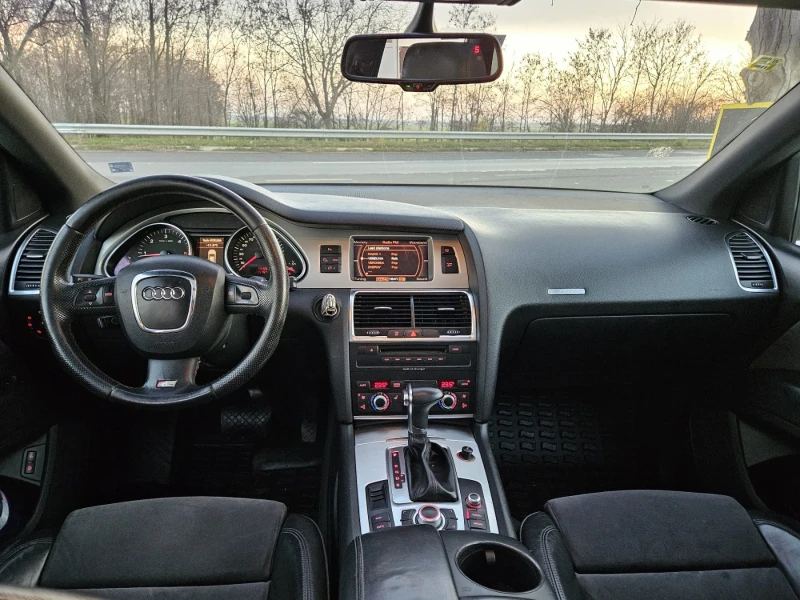 Audi Q7 3.0TDI* S-LINE , снимка 9 - Автомобили и джипове - 48410065