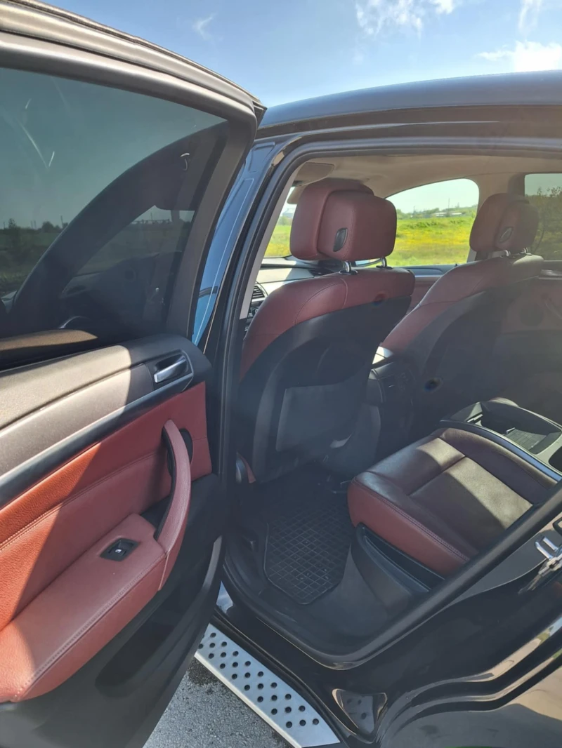BMW X6, снимка 11 - Автомобили и джипове - 52580427
