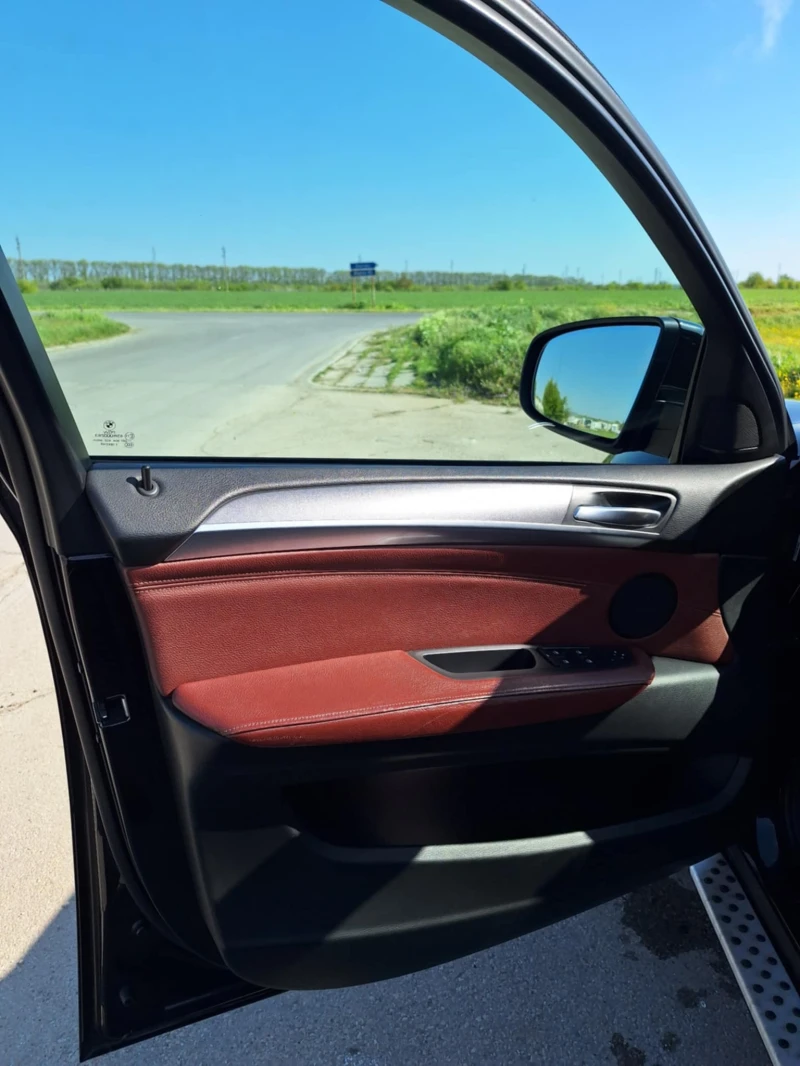 BMW X6, снимка 10 - Автомобили и джипове - 52580427