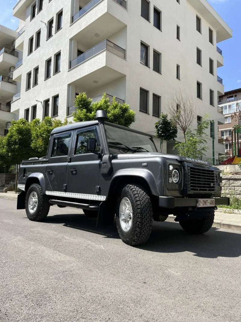 Land Rover Defender Puma ! Crew cab 110 !  Рядък екземпляр !, снимка 2 - Автомобили и джипове - 52140728