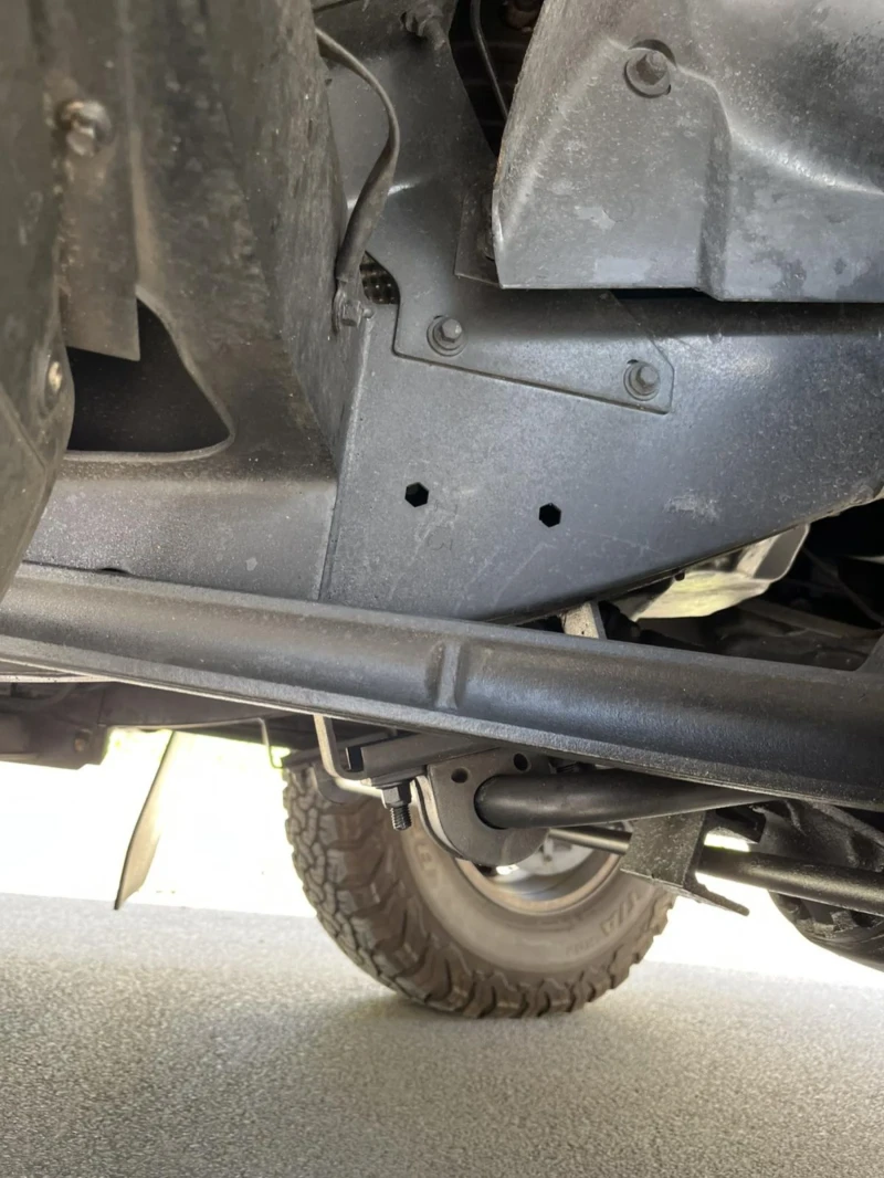 Land Rover Defender Puma ! Crew cab 110 !  Рядък екземпляр !, снимка 17 - Автомобили и джипове - 52140728